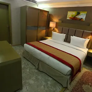 احجز هنا
